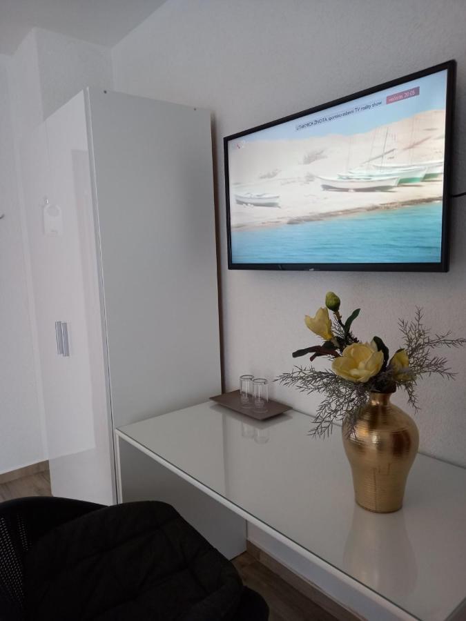 Garfild 1 Guest House Novi Vinodolski Ngoại thất bức ảnh